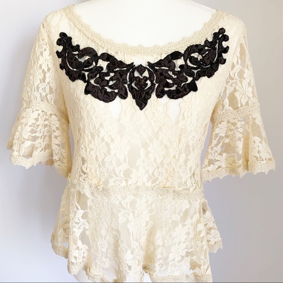 (4 for $20) FREE PEOPLE Boho Ivory Lace PeplumTop Sz S - Picture 1 of 12